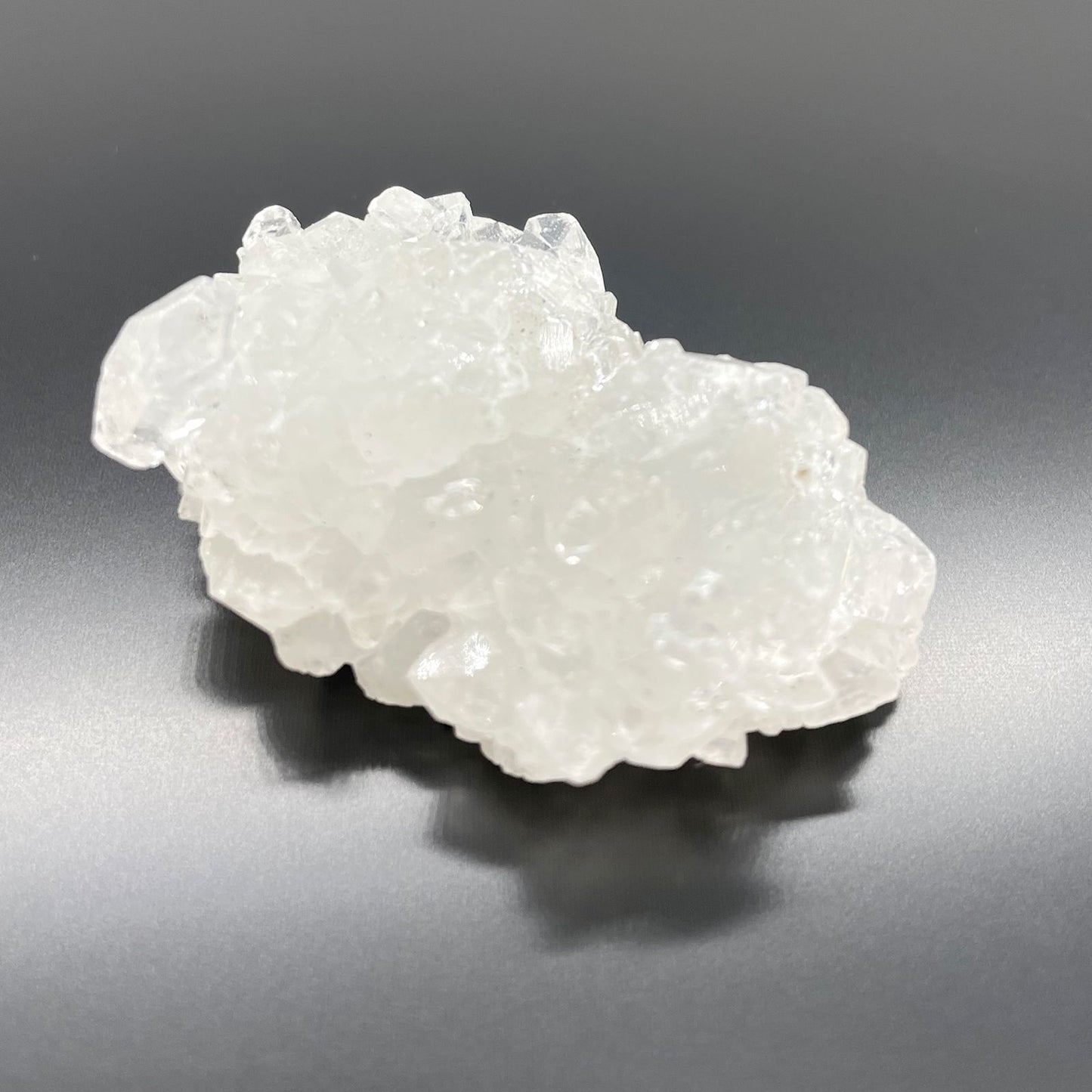 White Apophyllite Clusters 20-30mm - Vivid Aromas UK