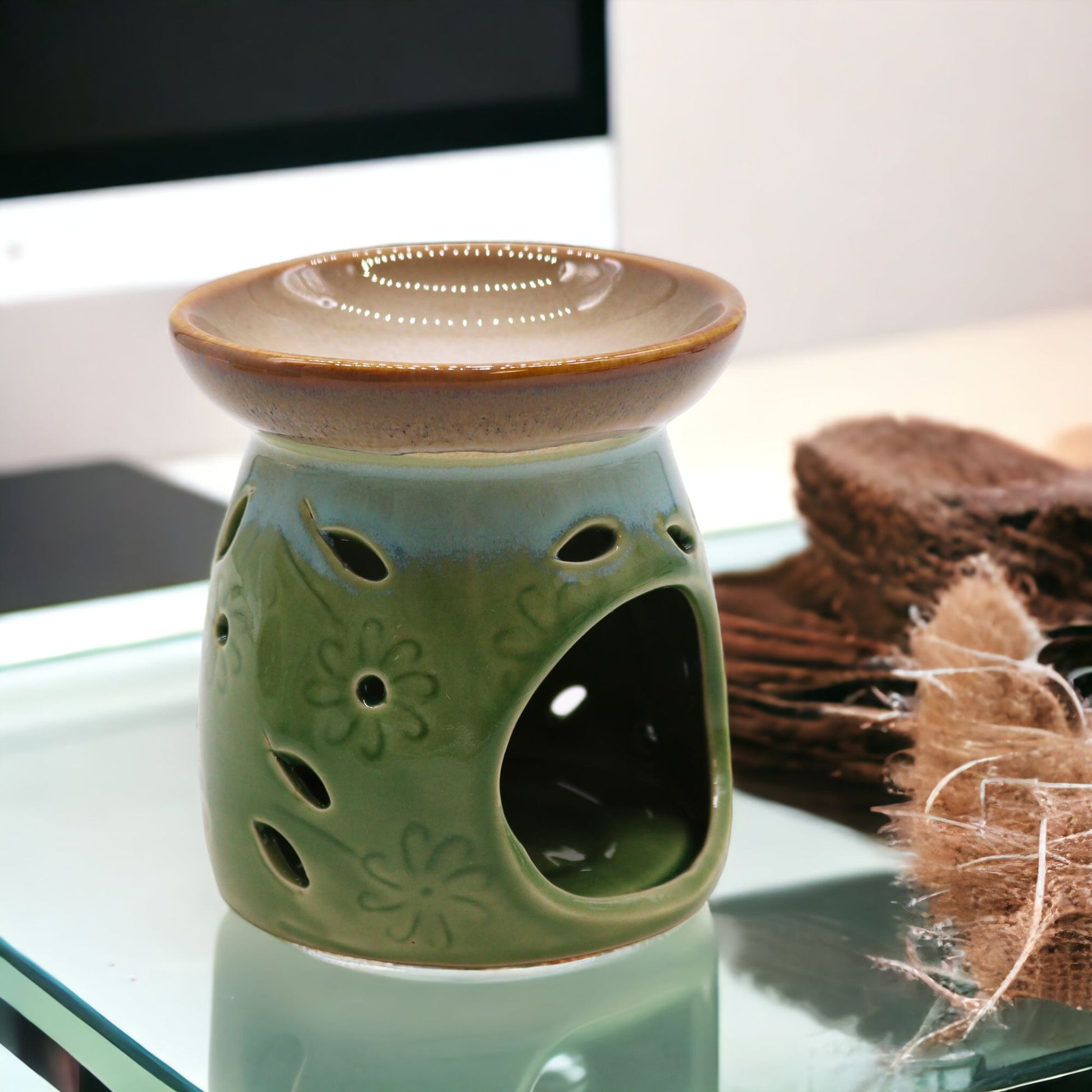Classic Oil Burner - Assorted Colours - Vivid Aromas UK
