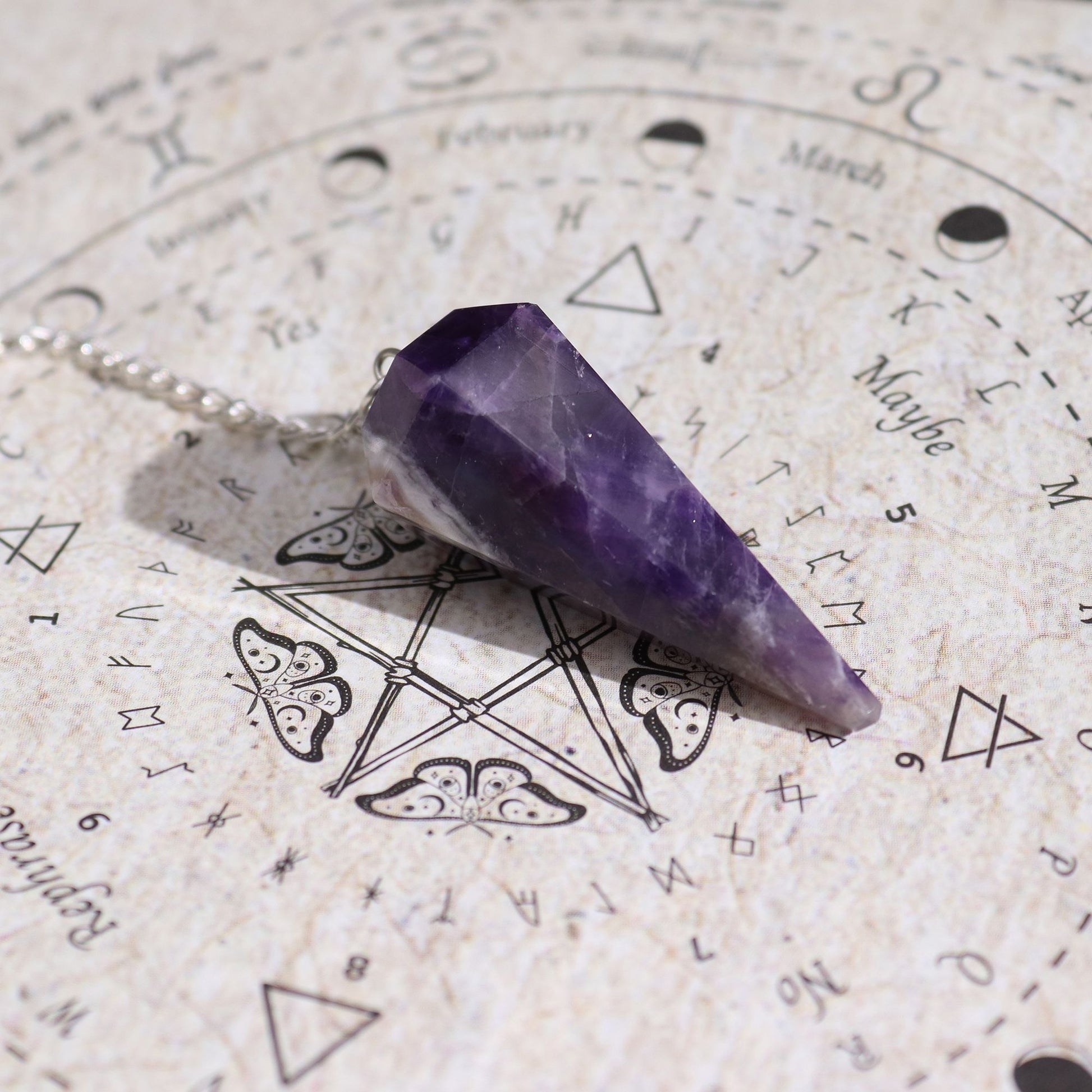 Ancient Witch Spell Incense - Seduction - Amethyst Pendulum - Vivid Aromas UK