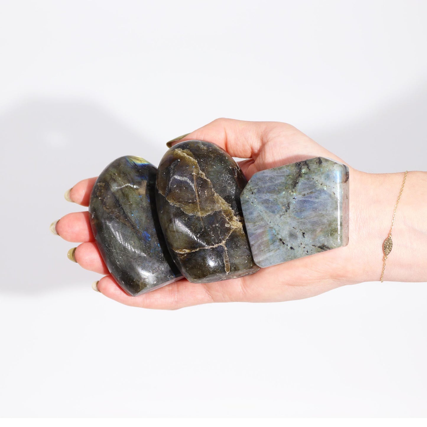 Madagascar Labradorite Tomb Stone (approx 80-100gms 50-70mm) - Vivid Aromas UK