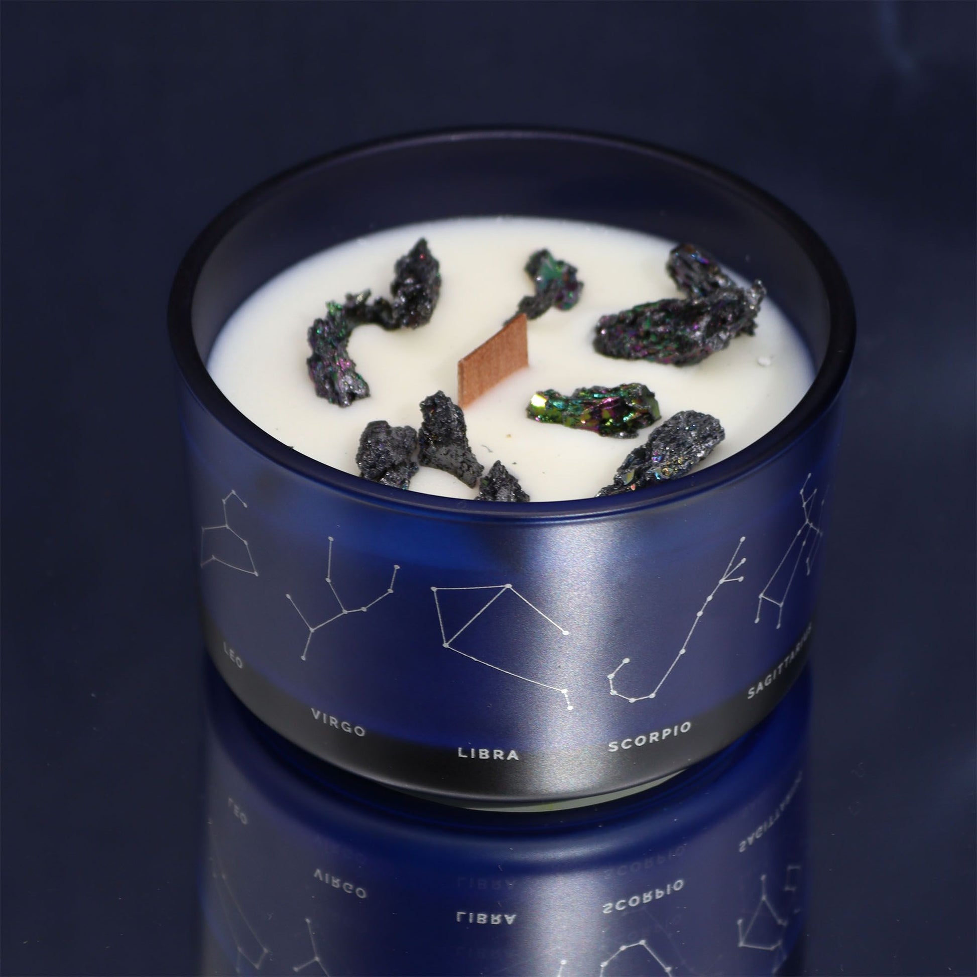 Zodiac Crystal Candle with Gemstone Bracelet - Leo - Vivid Aromas UK