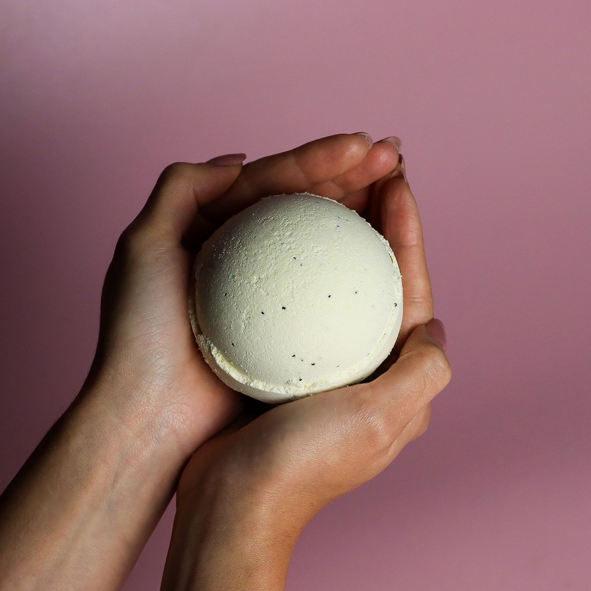 Set of 3 Simply Vanilla Bath Bombs - Vivid Aromas UK