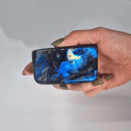 Madagascar Labradorite Medium Stone (approx 250-300gms 80-100mm) - Vivid Aromas UK
