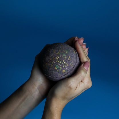 Dubai Bath Bomb - Emerald Oudh Truffle - Vivid Aromas UK