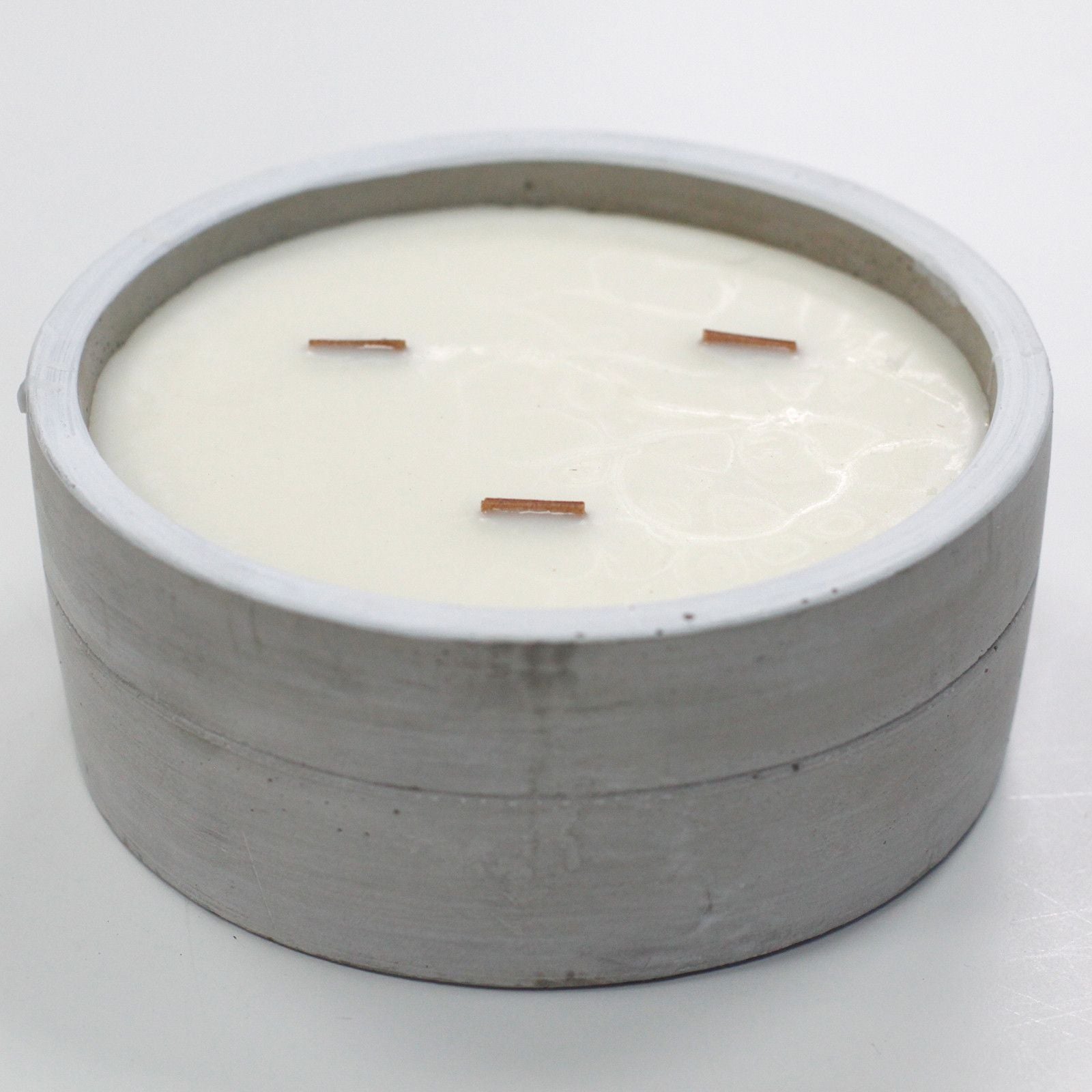Large Round - Patchouli & Dark Amber - Vivid Aromas UK