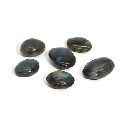 Madagascar Labradorite Palm Stone (approx 25-30gms 55-60mm) - Vivid Aromas UK