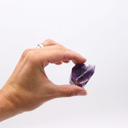Gemstone Points approx 6cm (0.5KG) - African Amethyst (approx 8 pieces) - Vivid Aromas UK
