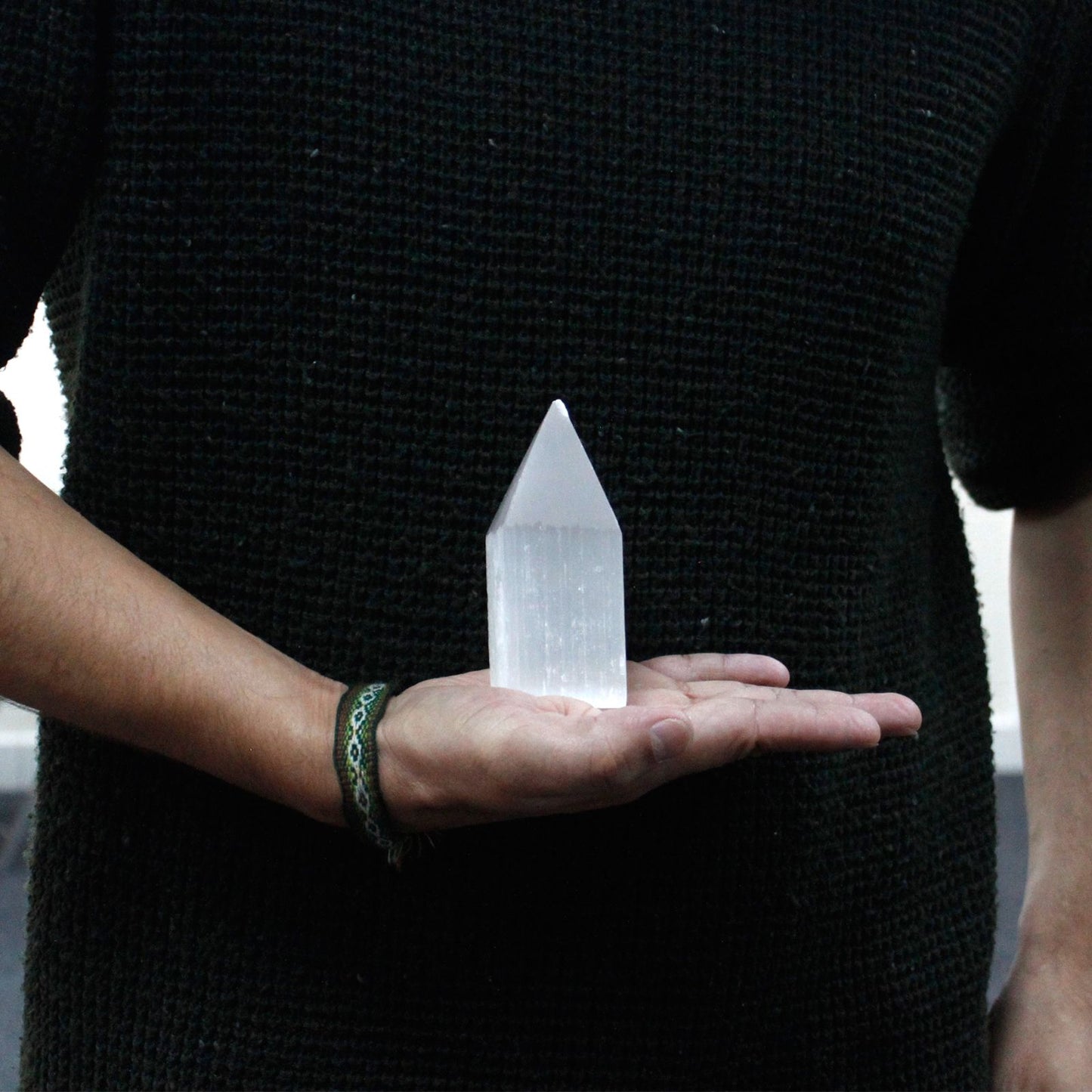Selenite Pencil Point Tower - 10 cm - Vivid Aromas UK