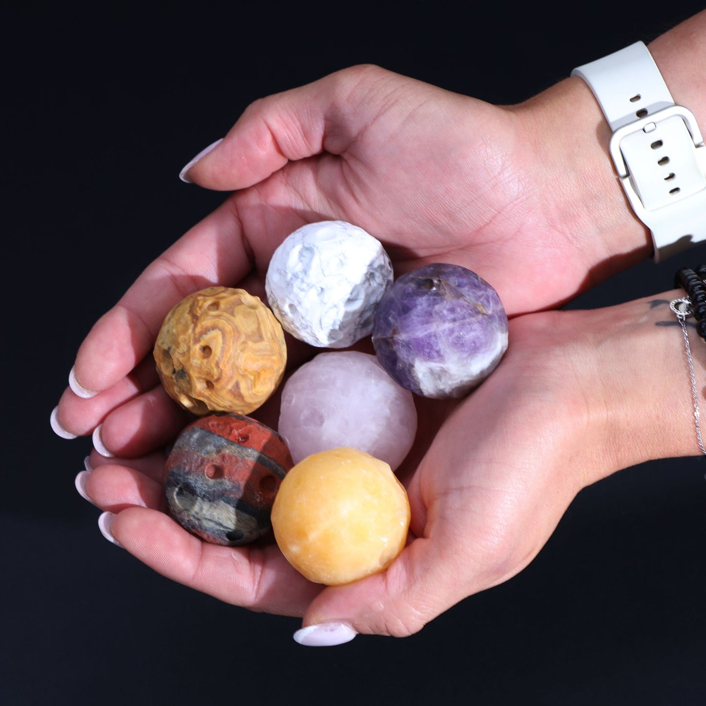 Ametyst Planet on a Sola Goldstone Stand (JUPITER) - Vivid Aromas UK