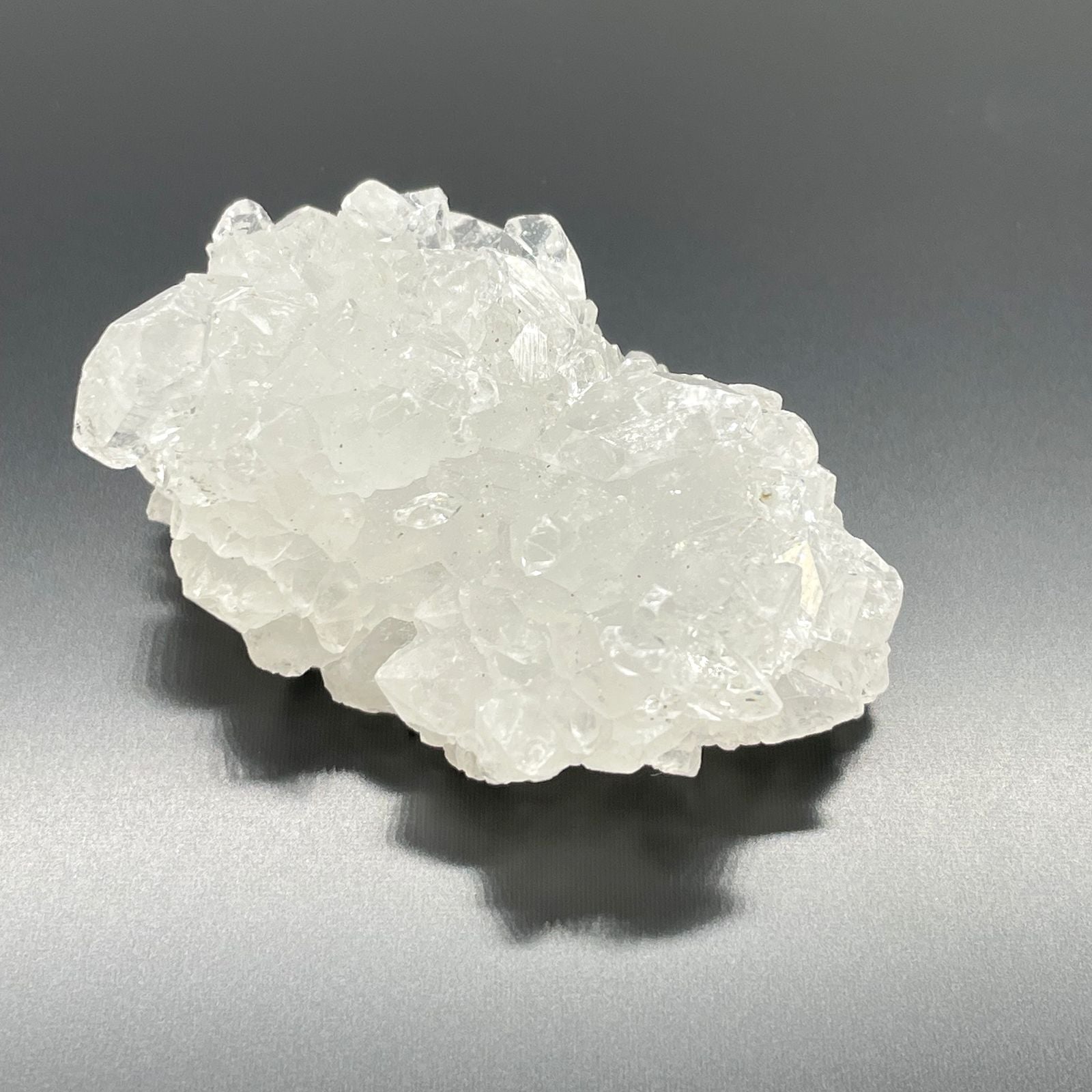 White Apophyllite Clusters 20-30mm - Vivid Aromas UK