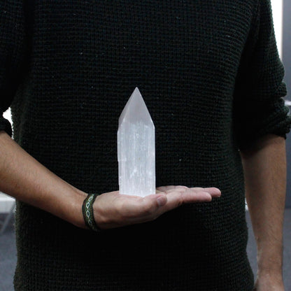 Selenite Pencil Point Tower - 15 cm - Vivid Aromas UK