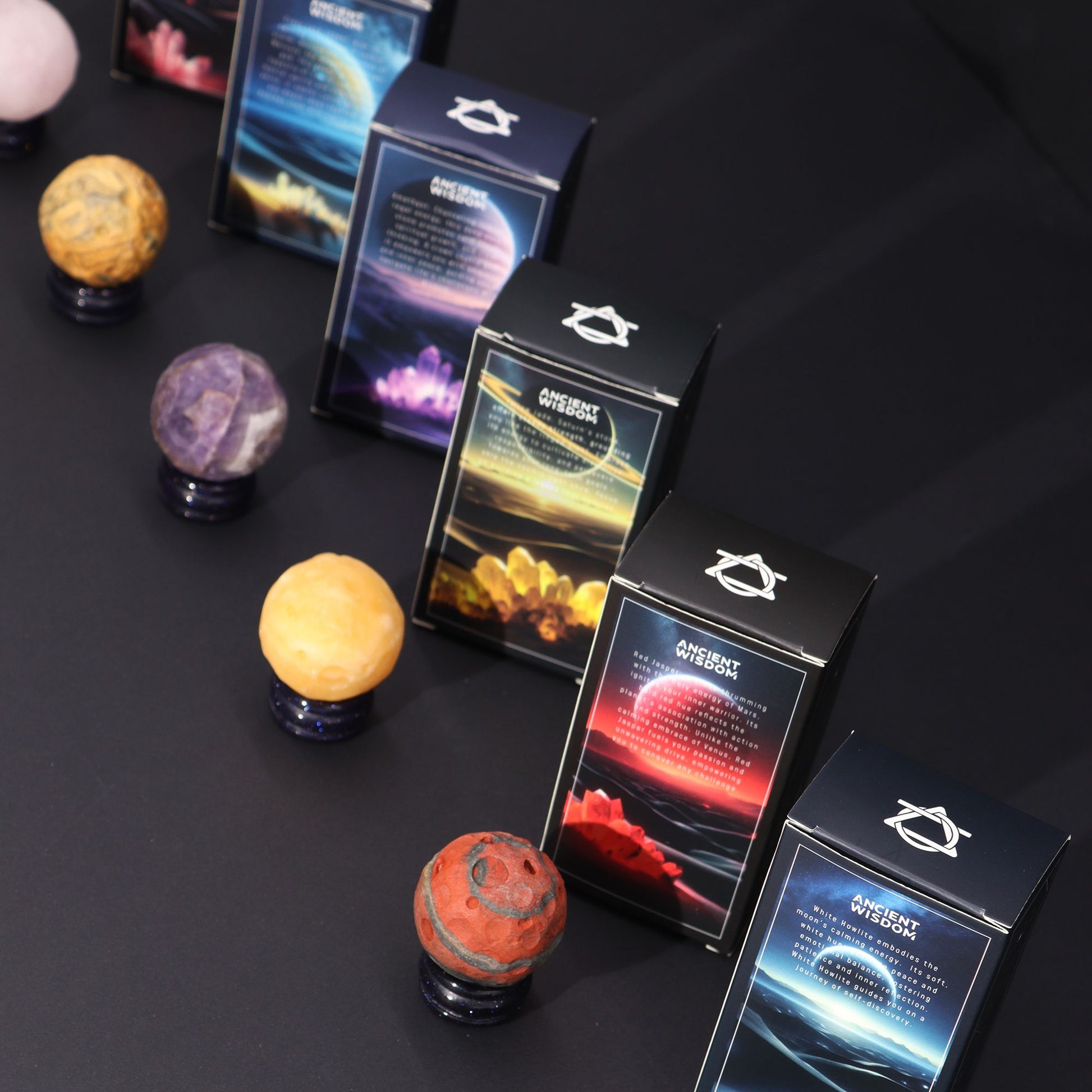 Ametyst Planet on a Sola Goldstone Stand (JUPITER) - Vivid Aromas UK