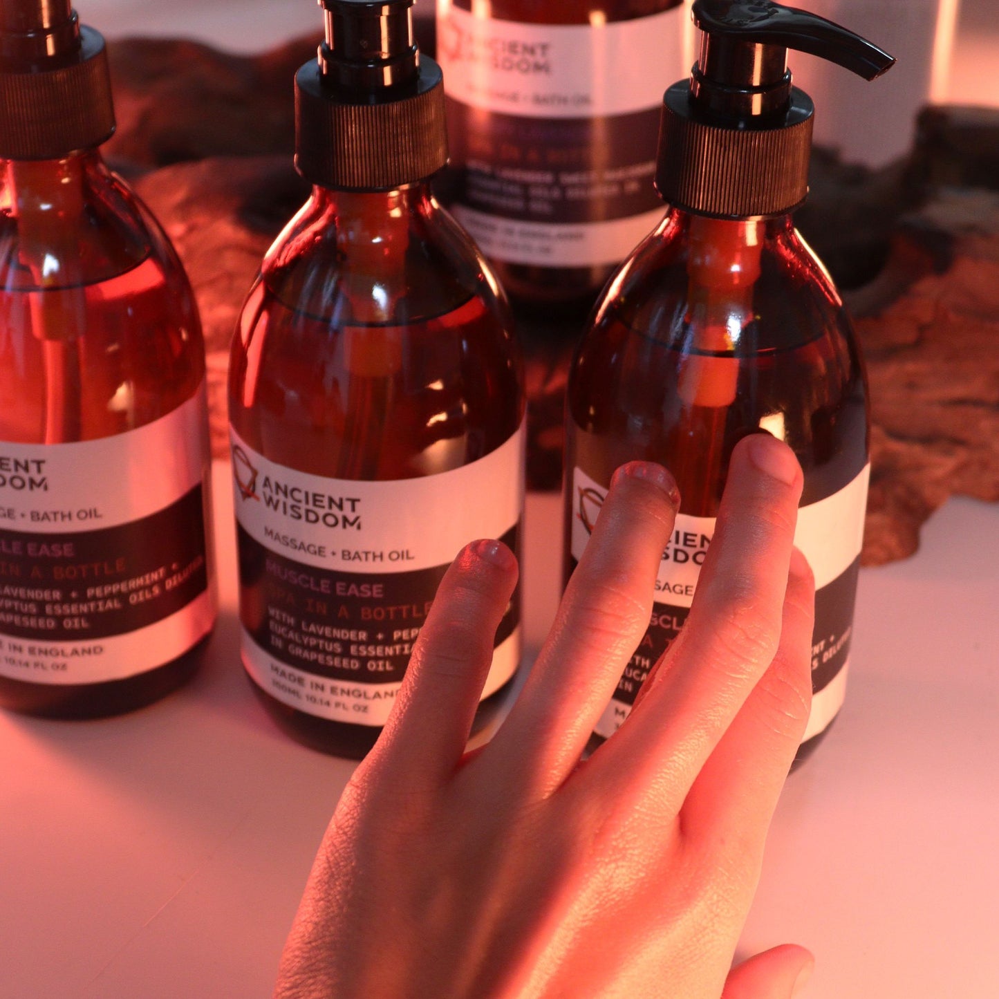 Aromatherapy Massage and Bath Oil - Relaxing 300ml - Vivid Aromas UK