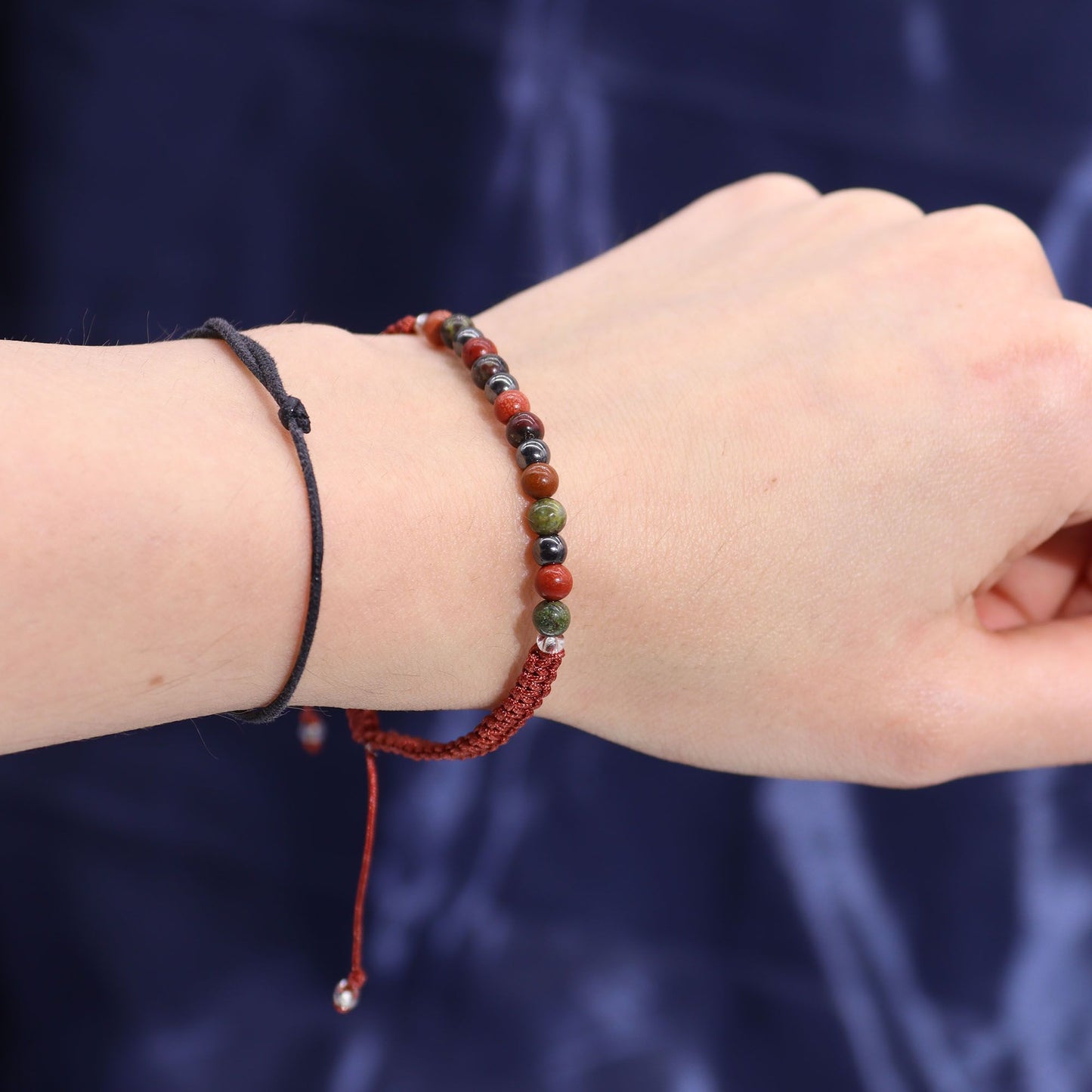 Zodiac Crystal Candle with Gemstone Bracelet - Aries - Vivid Aromas UK