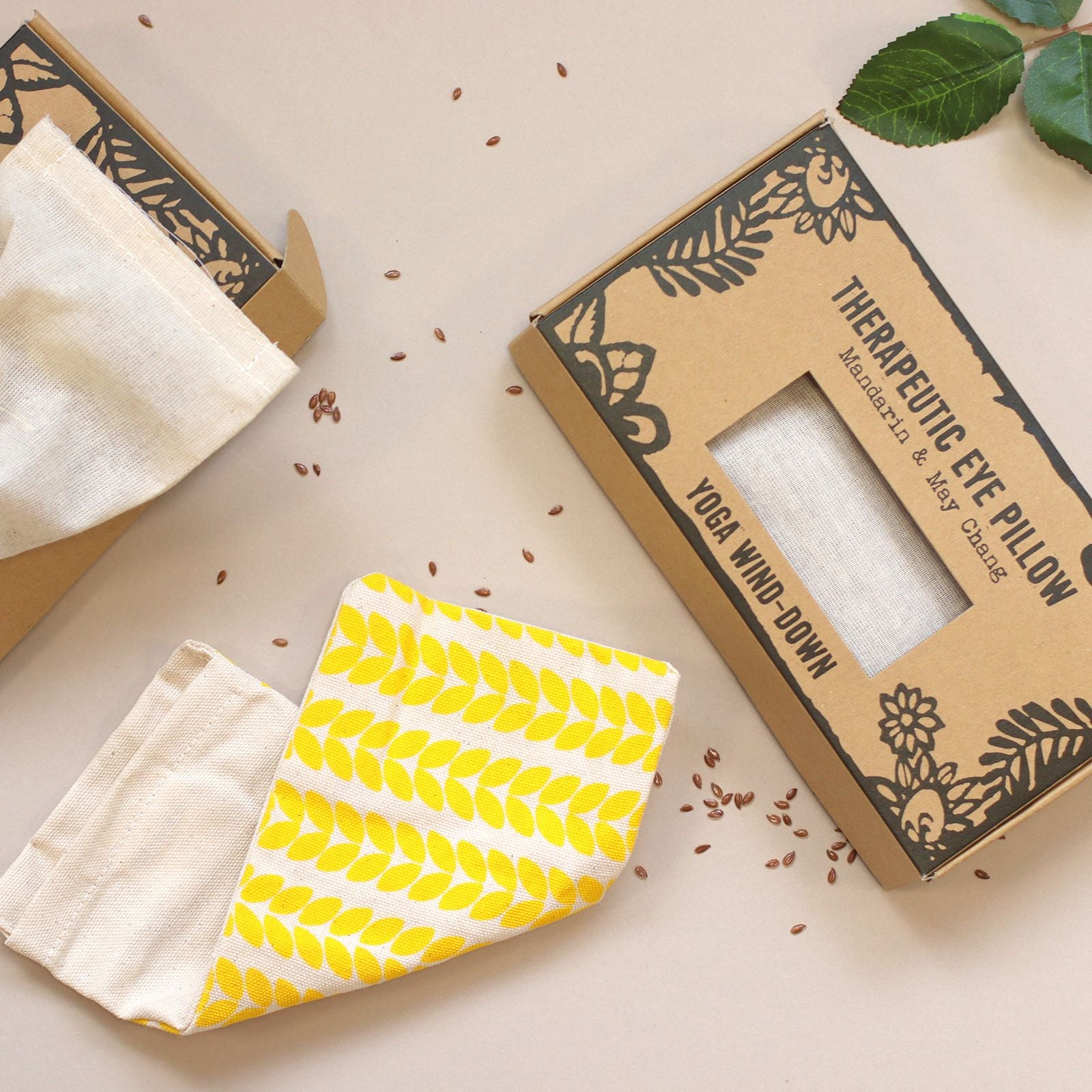 Agnes + Cat Eye Pillow - Eyebag Refresh - Vivid Aromas UK