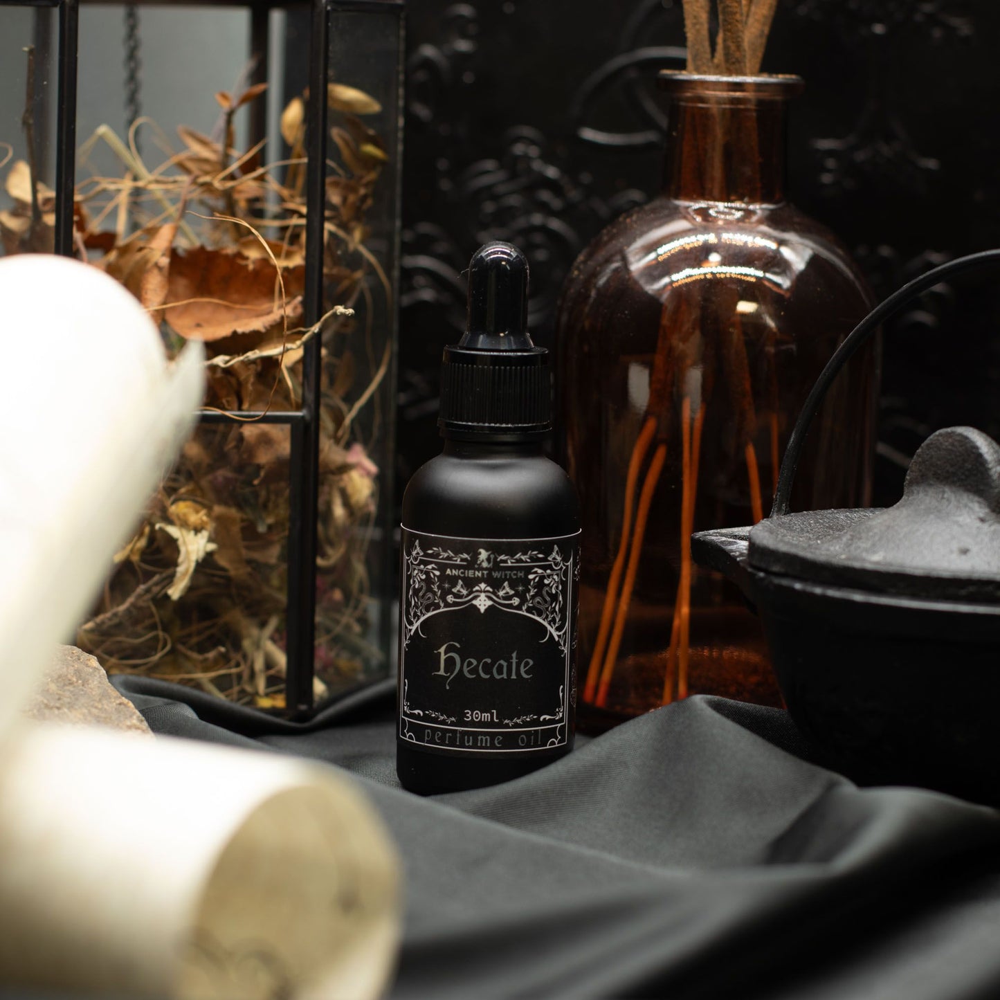 Ancient Witch Perfume Oil - Hecate - Vivid Aromas UK