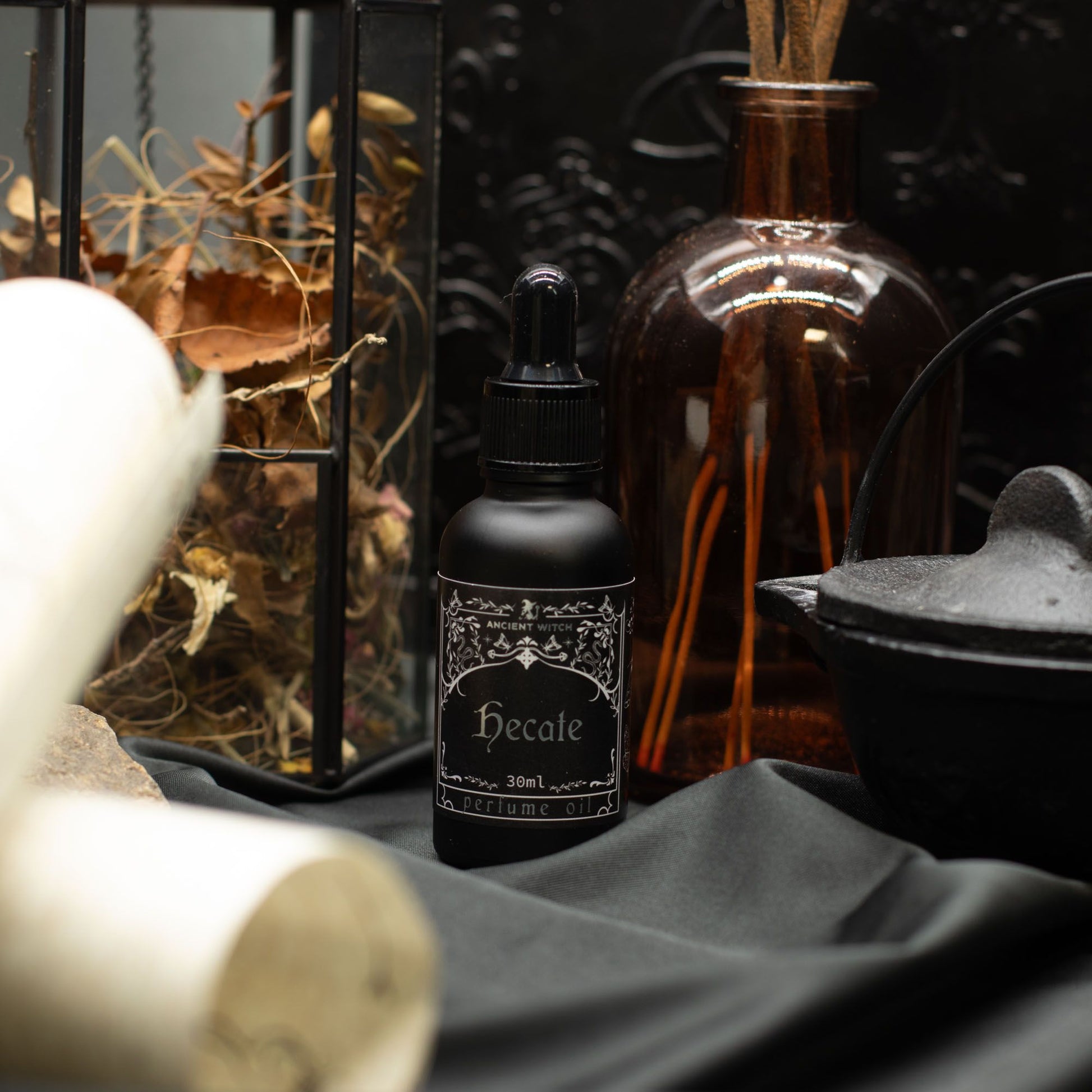 Ancient Witch Perfume Oil - Hecate - Vivid Aromas UK
