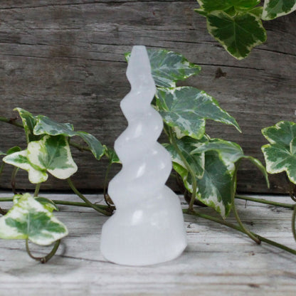 Selenite Spiral Unicorn Horn Tower - 10 cm - Vivid Aromas UK