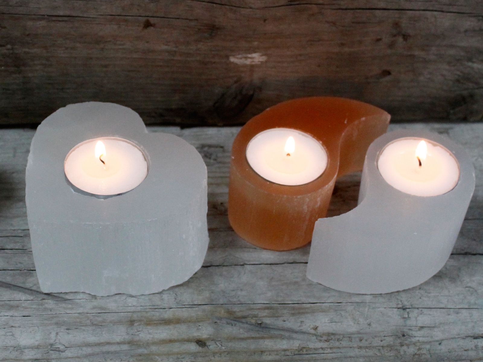 Selenite Ying Yang Candle Holder - Vivid Aromas UK