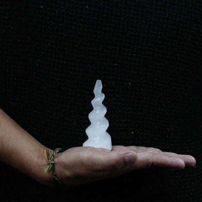 Selenite Spiral Unicorn Horn Tower - 10 cm - Vivid Aromas UK